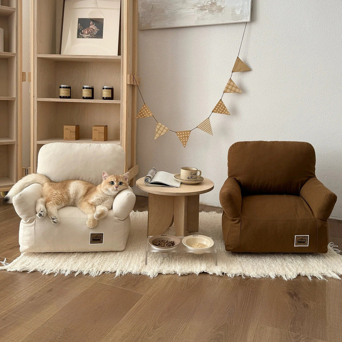 Stylish Cat Bed with Anti-Slip Base – 3 Cozy Colors